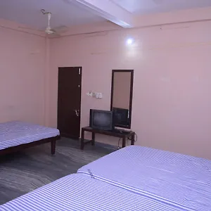 ** Hotel Ppg Tourist India