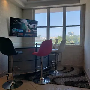 In San Juan, 4 Guests Max, 1 Br-1 Bth, Full Kitchen, Free Internet-parking San Juan